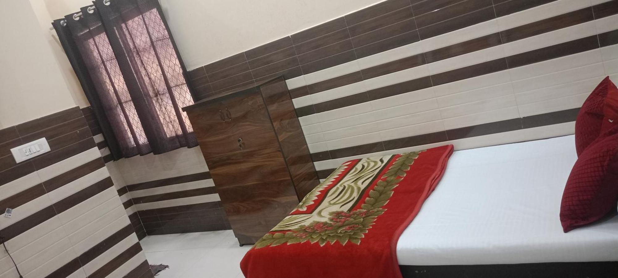 New Gayatri Palace Near Prem Mandir Vrindāvan Eksteriør bilde