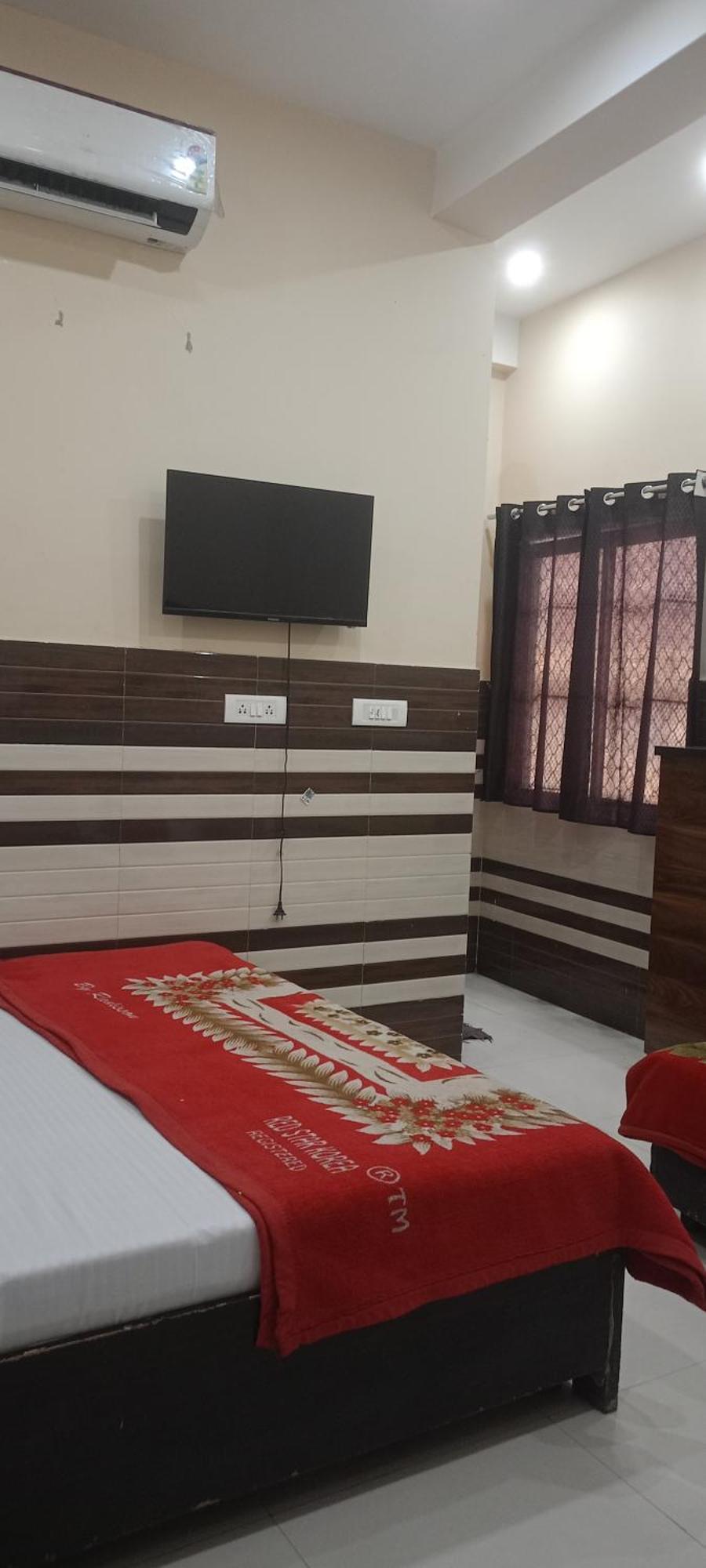 New Gayatri Palace Near Prem Mandir Vrindāvan Eksteriør bilde