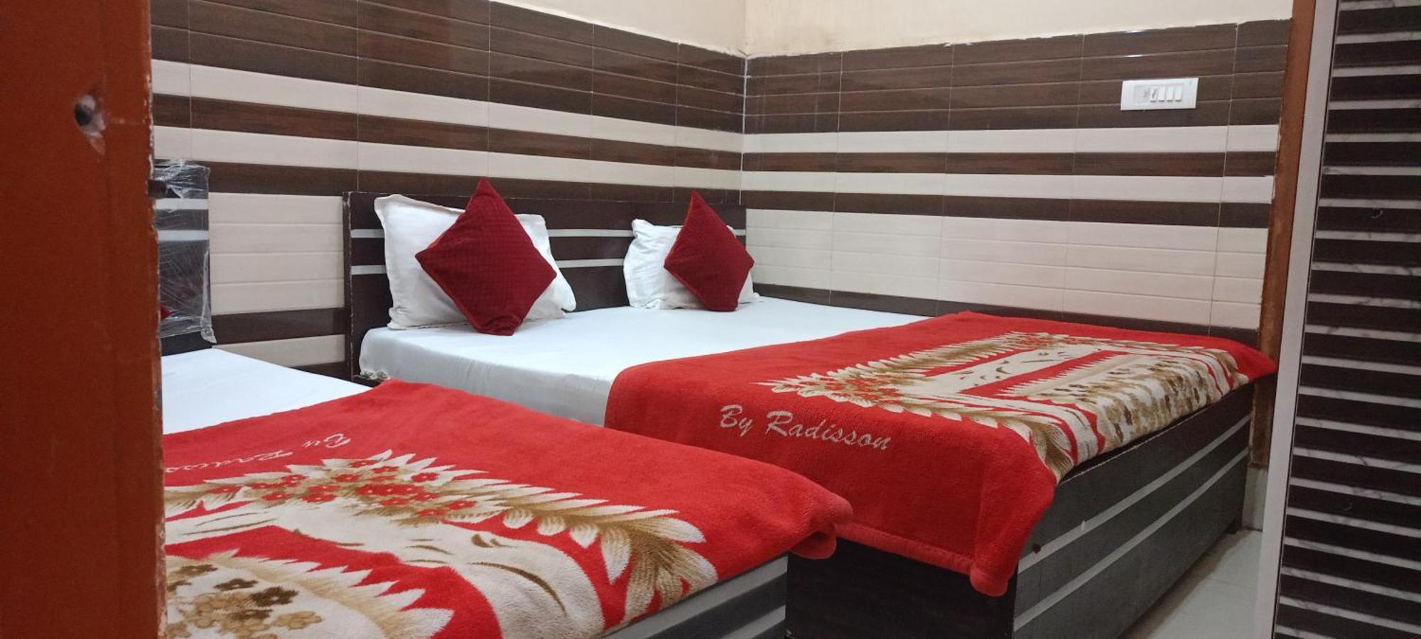 New Gayatri Palace Near Prem Mandir Vrindāvan Eksteriør bilde